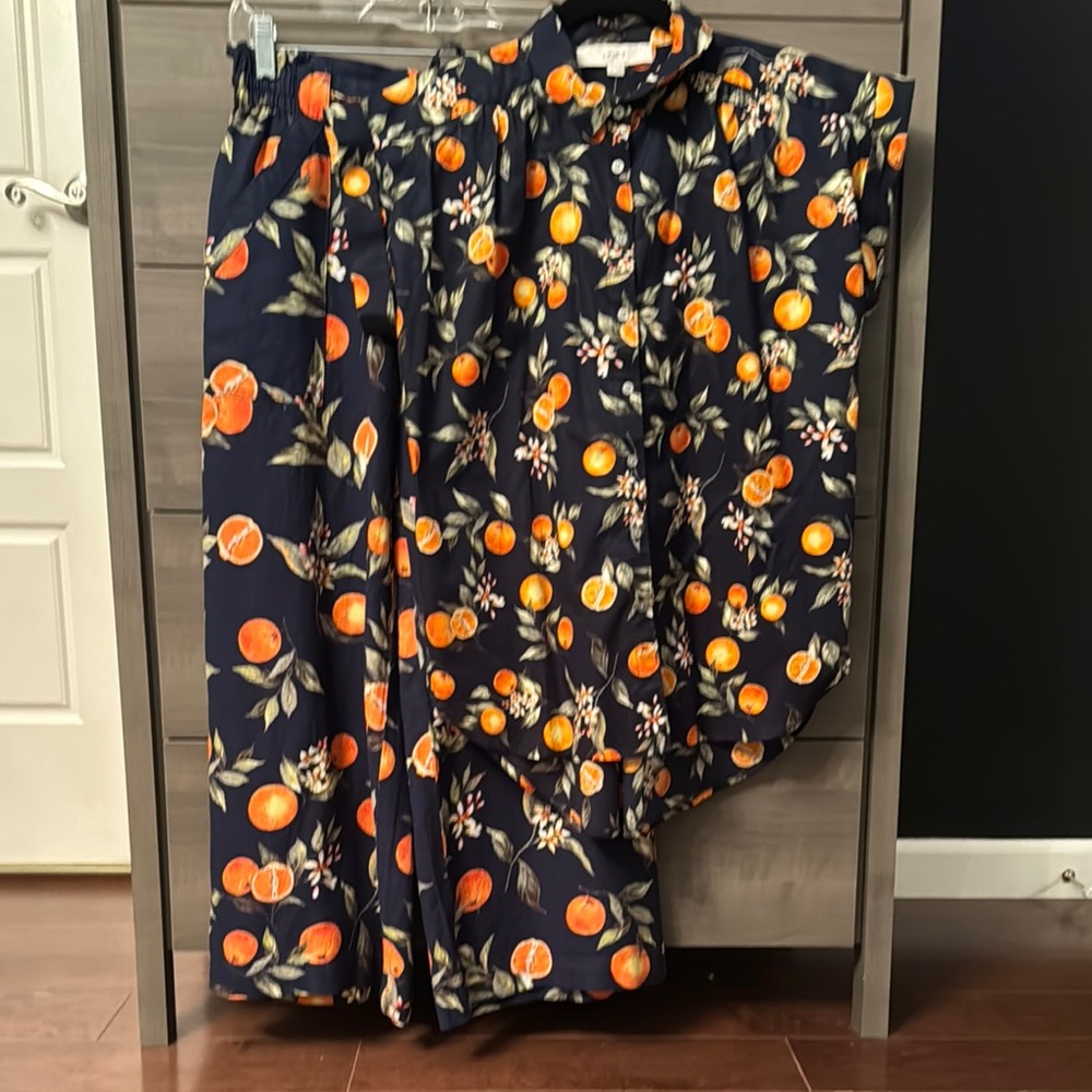 NWT LOFT Orange Print 2 Piece Set, Wide Leg Cropped Pants with Button Up Blouse